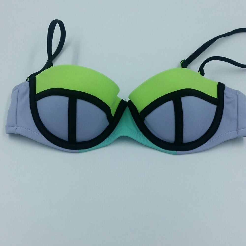VICTORIA'S SECRET l Color Block Bra E4